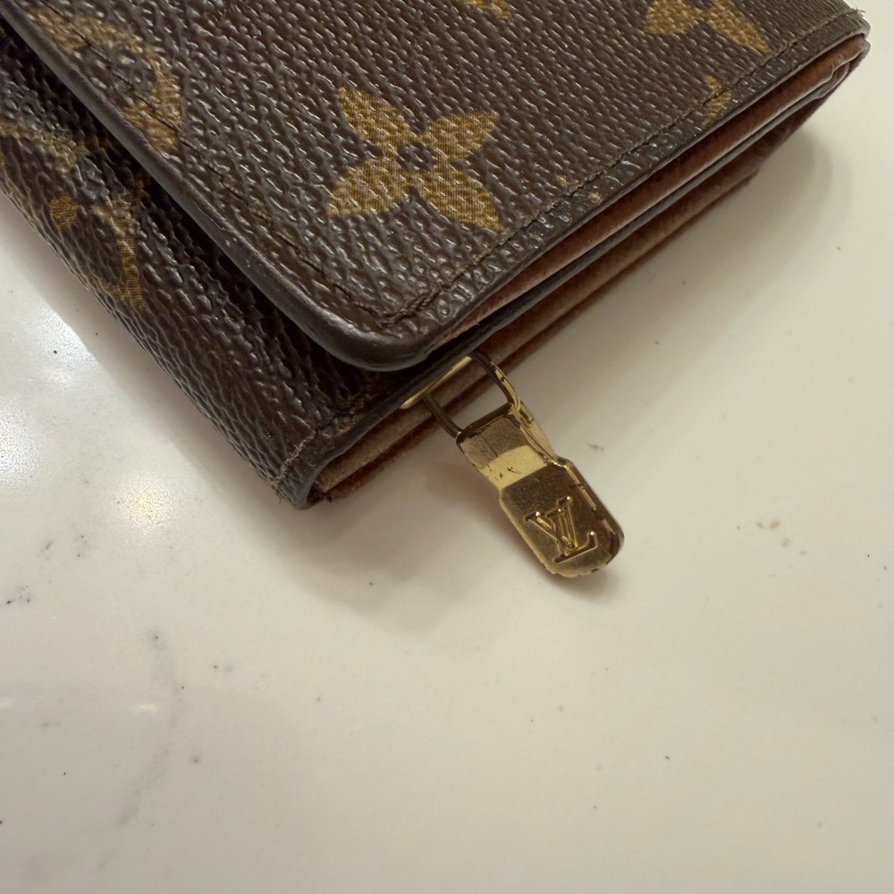 Louis Vuitton LV Brown Monogram Snap Wallet - Picture 13 of 13